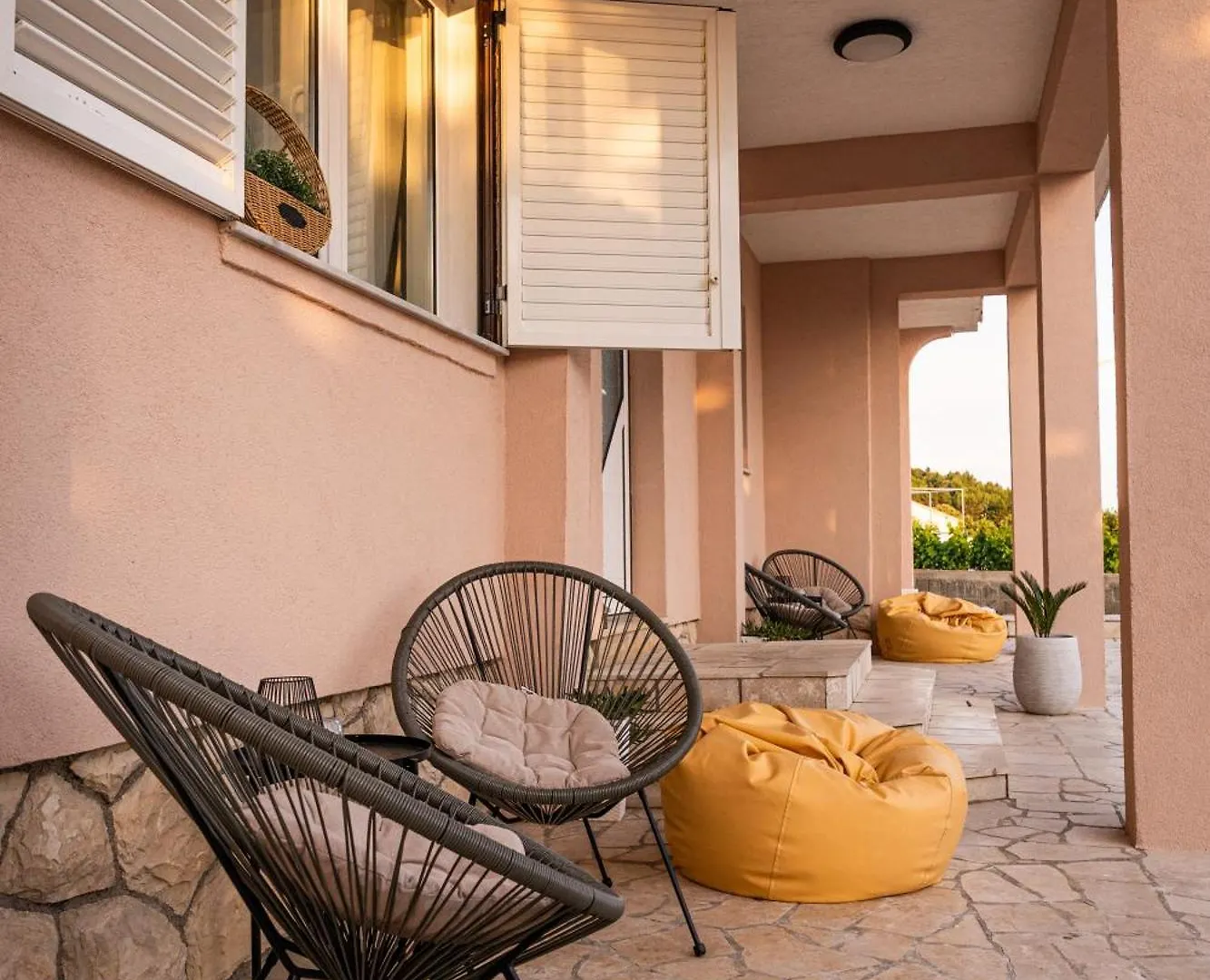 Apartmani Sunset Rab Town 0*,  Croaţia